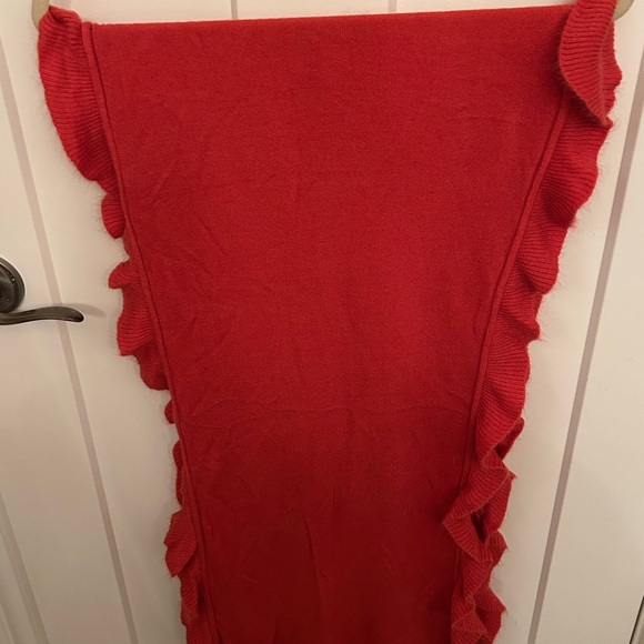 Ruffled Coral Soft Scarf - Picture 4 of 4